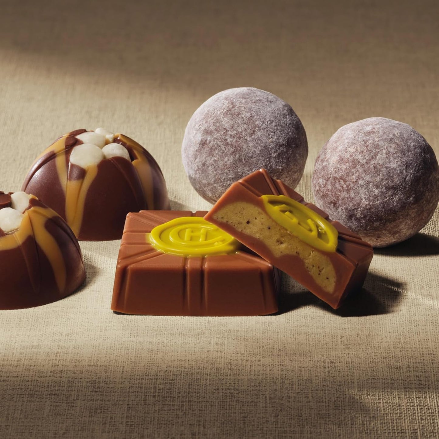Hotel Chocolat Everything Boxed Selection – 18-Piece, 210g