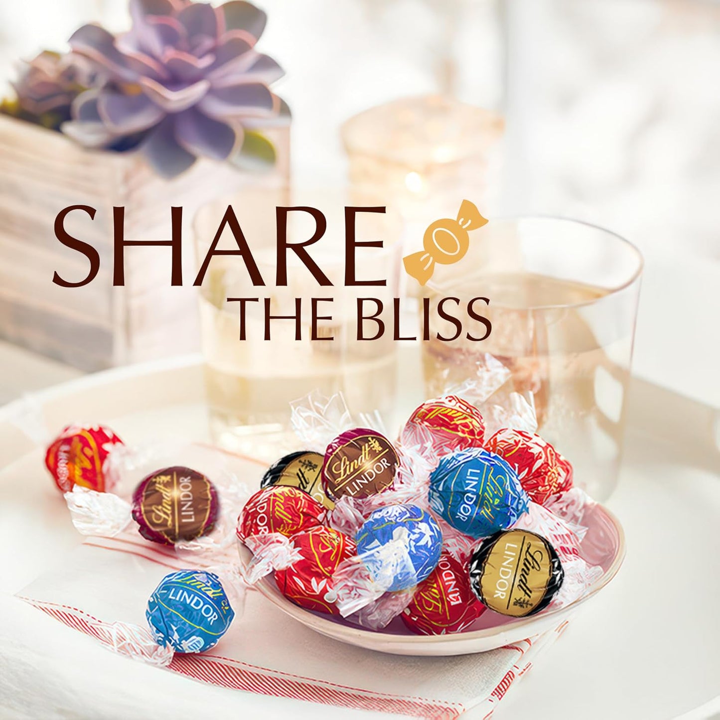 Lindt Lindor Silver Assorted Chocolate Truffles – 1kg Bag